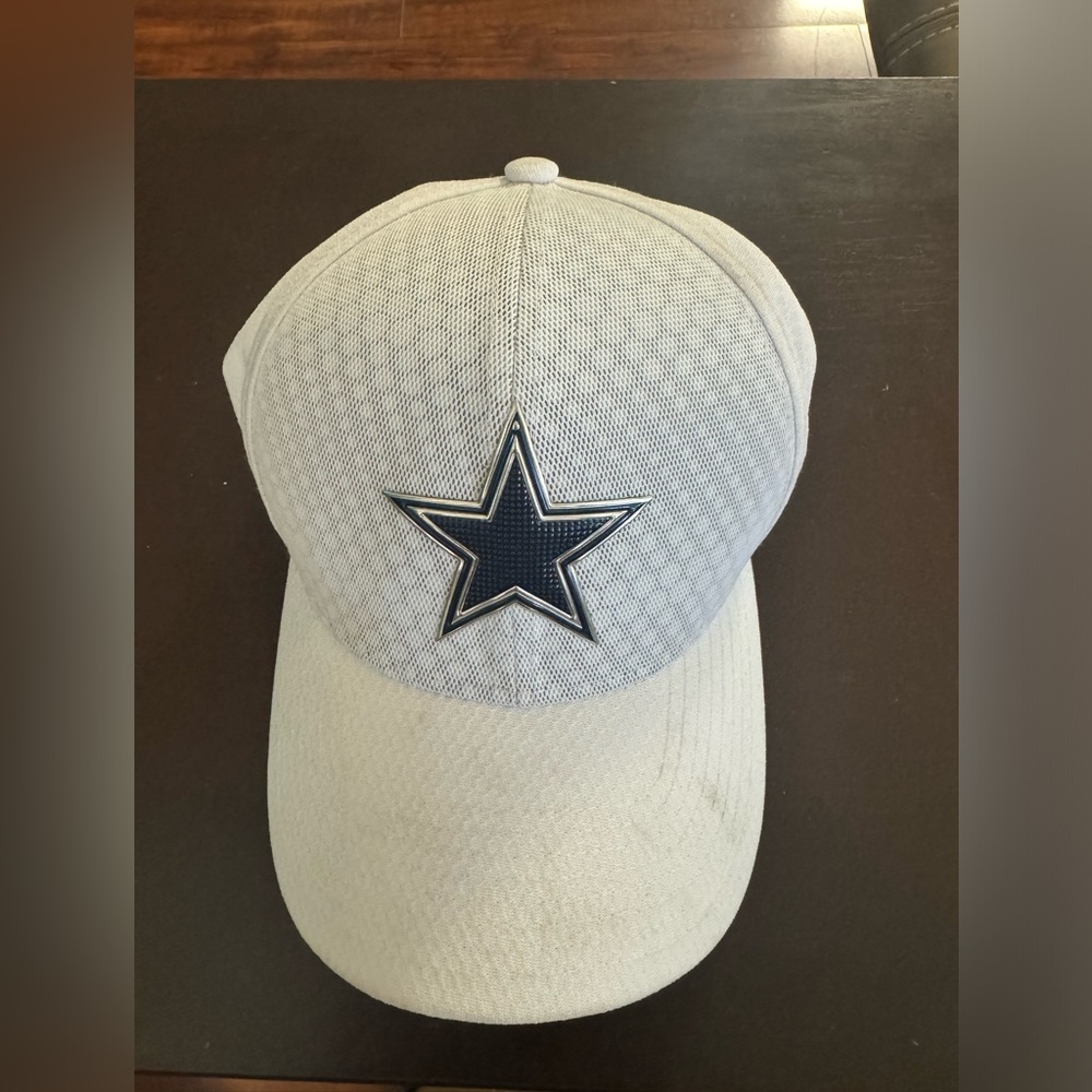 Cow boys new era cap size XL /L